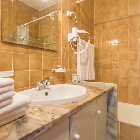 Iberlagos Lejlighedshotel 3*